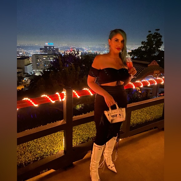 Meet your Posher, Jazmin Skyler - Picture 15 of 17